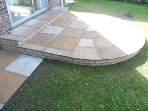 Sandstone patio paving